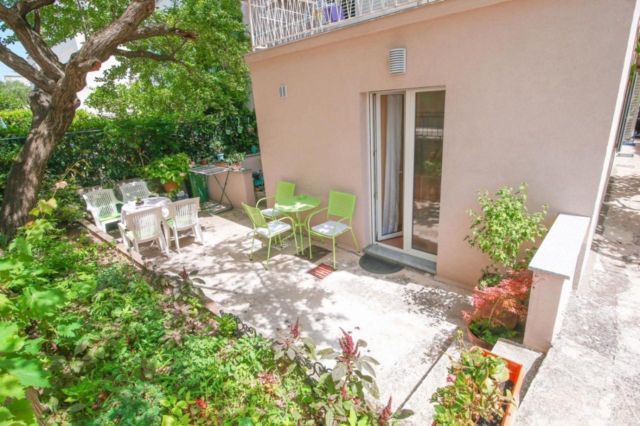 Studio Laura-Spacious Studio On The Main Beach Makarska Extérieur photo